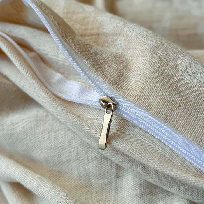 91家纺网 家纺一手货源 找家纺 梵克保罗 2026新款精选天然棉麻提花四件套 蝶舞清风