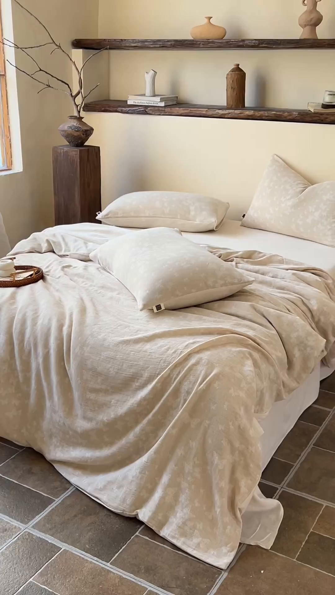 91家纺网 家纺一手货源 找家纺 梵克保罗 2026新款精选天然棉麻提花四件套 蝶舞清风