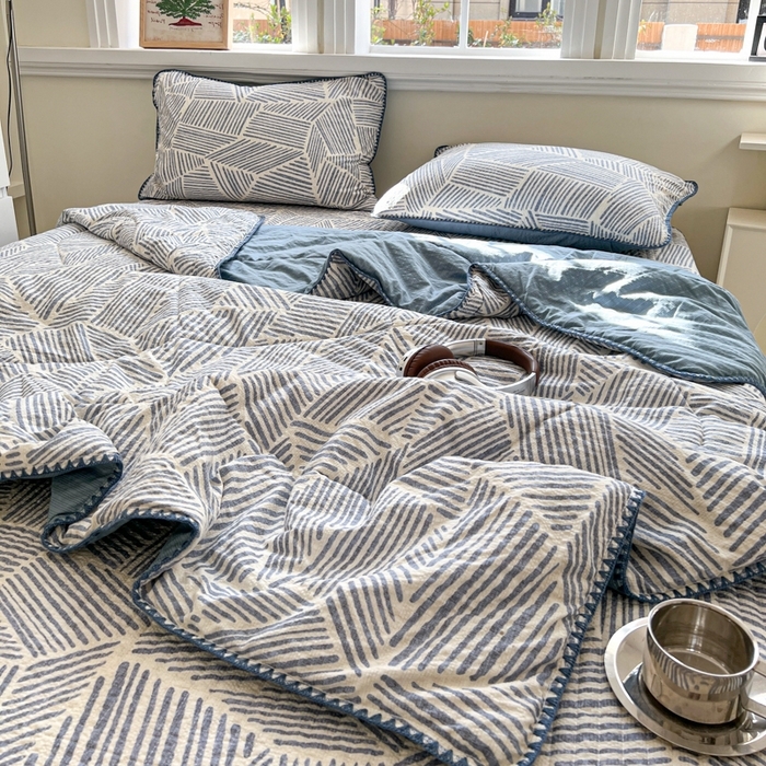 91家纺网 家纺一手货源 找家纺 （总）梵希雅 2026新款泡芙纱三角针床盖夏被四件套