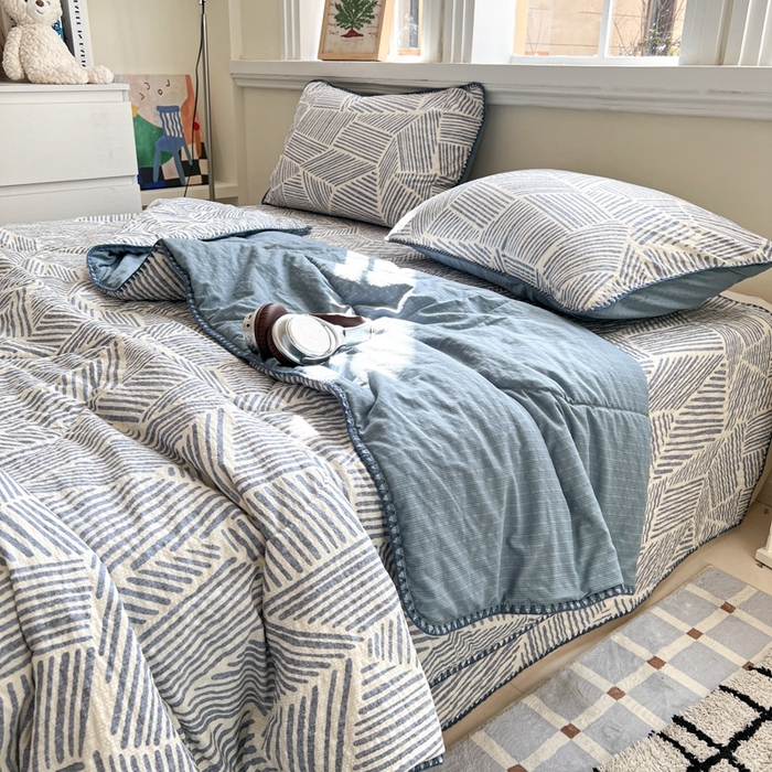 91家纺网 家纺一手货源 找家纺 （总）梵希雅 2026新款泡芙纱三角针床盖夏被四件套