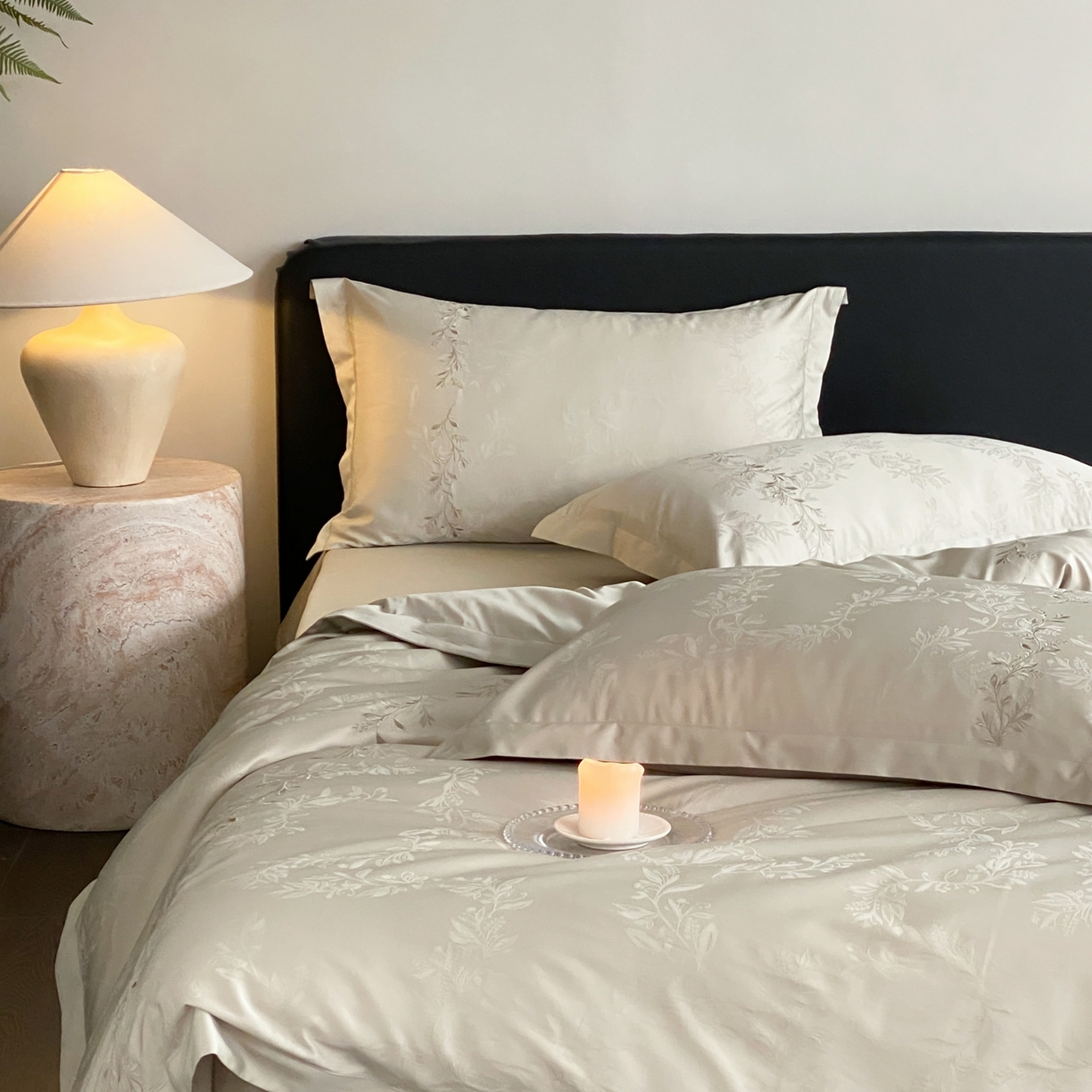 91家纺网 家纺一手货源 找家纺 赫帛 2026春夏新款高端舒柔棉提花刺绣四件套-铃兰 铃兰-嫩芽绿