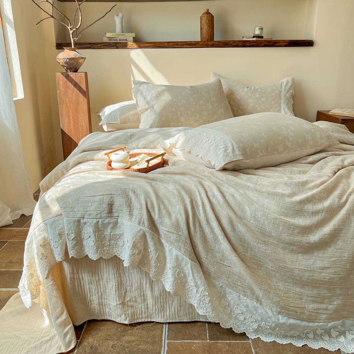 91家纺网 家纺一手货源 找家纺 梵克保罗 2026新款棉麻提花四件套（花边款） 蝶寻芳