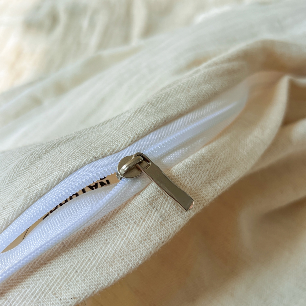 91家纺网 家纺一手货源 找家纺 梵克保罗 2026新款棉麻提花四件套（花边款） 蝶寻芳