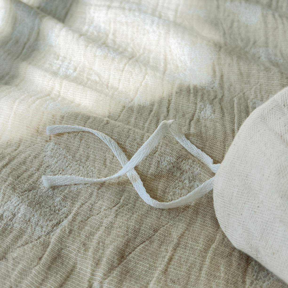 91家纺网 家纺一手货源 找家纺 梵克保罗 2026新款棉麻提花四件套（花边款） 蝶寻芳