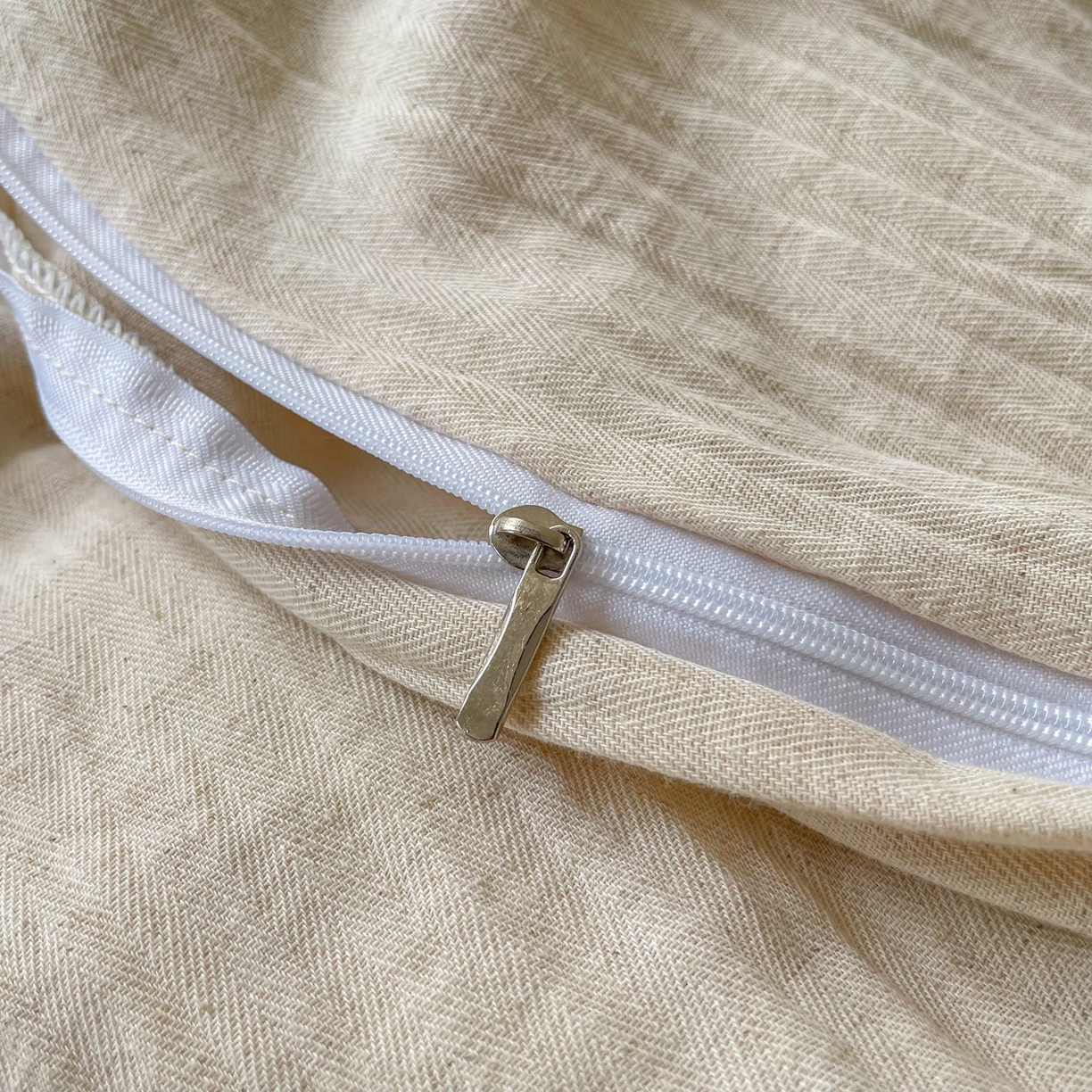 91家纺网 家纺一手货源 找家纺 梵克保罗 2026新款棉麻提花四件套（花边款） 浮生梦