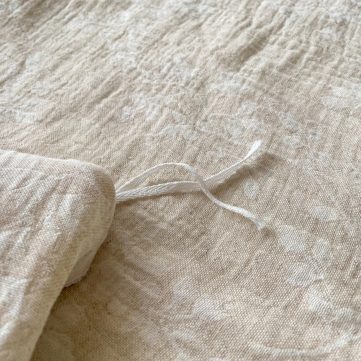 91家纺网 家纺一手货源 找家纺 梵克保罗 2026新款棉麻提花四件套（花边款） 浮生梦