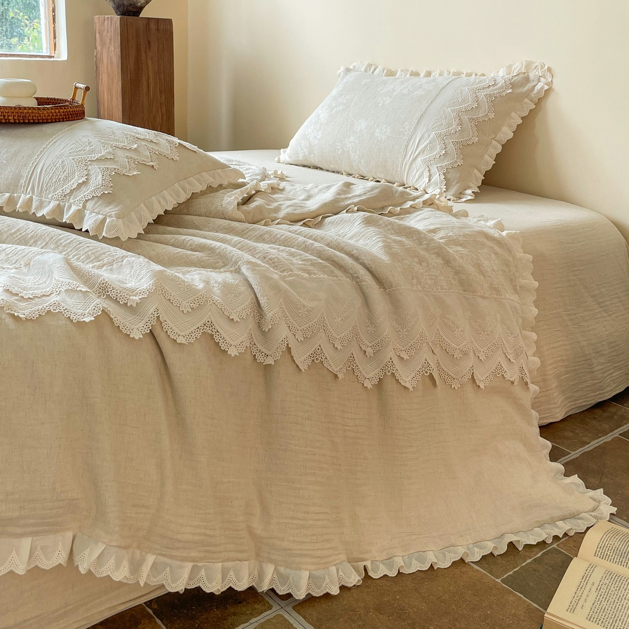 91家纺网 家纺一手货源 找家纺 梵克保罗 2026新款棉麻提花四件套（花边款） 花影序