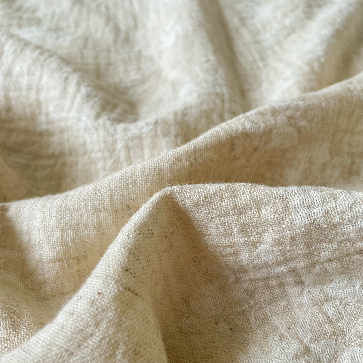 91家纺网 家纺一手货源 找家纺 梵克保罗 2026新款棉麻提花四件套（花边款） 花影序