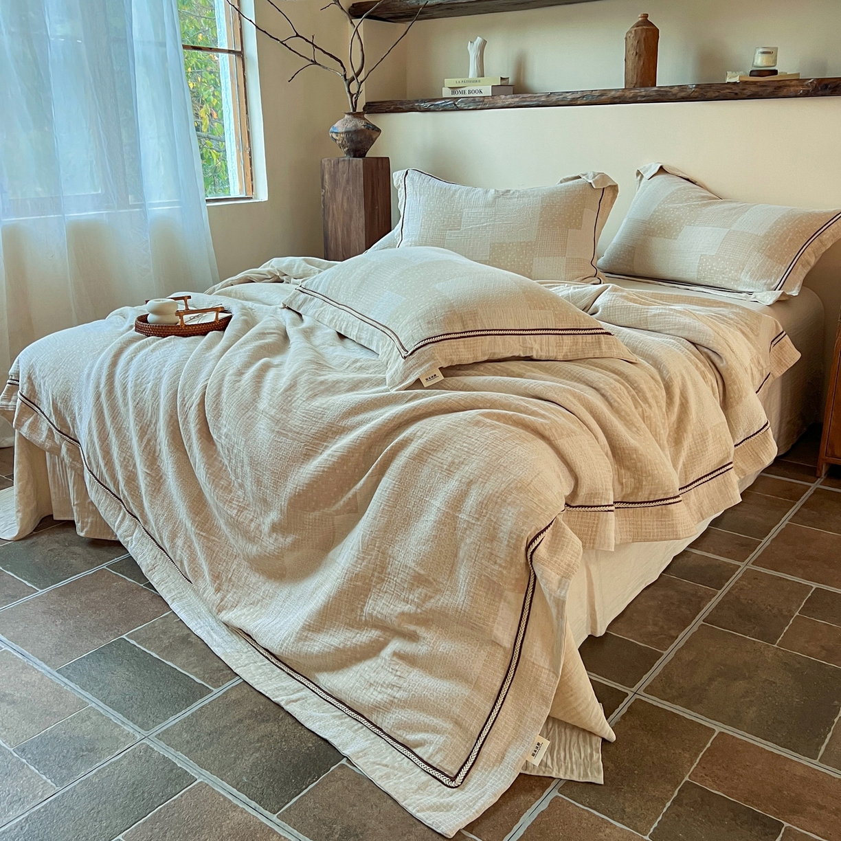 91家纺网 家纺一手货源 找家纺 梵克保罗 2026新款棉麻提花四件套（花边款） 素禾集