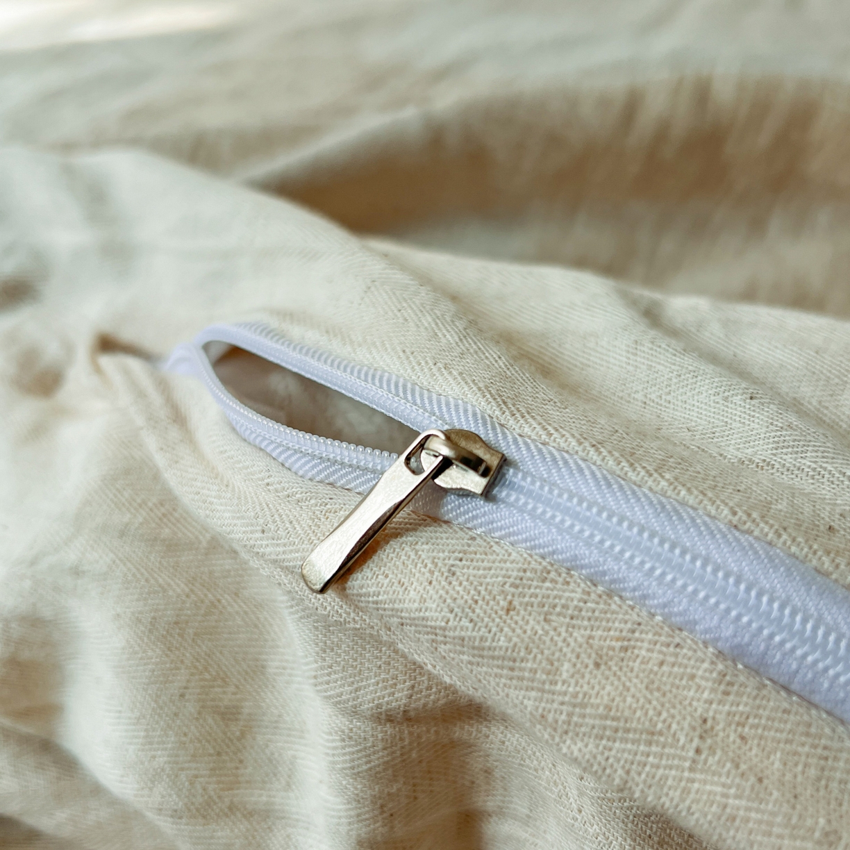 91家纺网 家纺一手货源 找家纺 梵克保罗 2026新款棉麻提花四件套（花边款） 素禾集