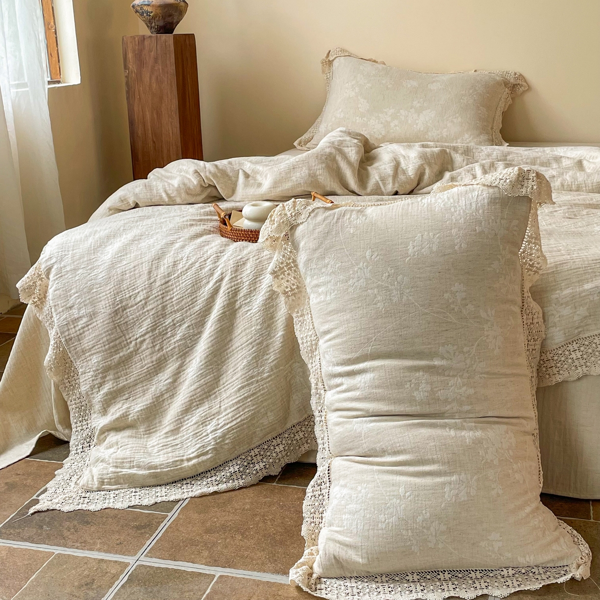 91家纺网 家纺一手货源 找家纺 梵克保罗 2026新款棉麻提花四件套（花边款） 晚风叙