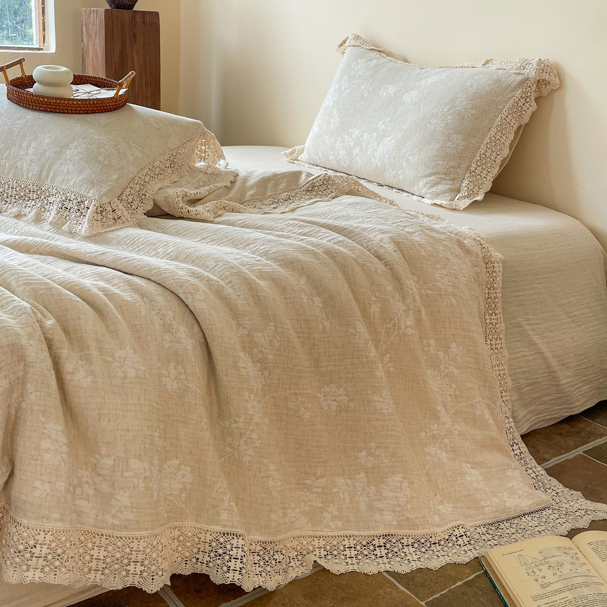 91家纺网 家纺一手货源 找家纺 梵克保罗 2026新款棉麻提花四件套（花边款） 晚风叙