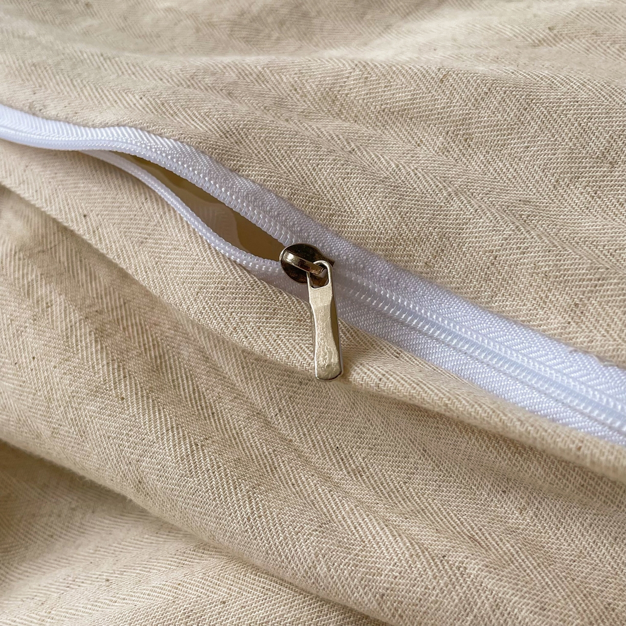 91家纺网 家纺一手货源 找家纺 梵克保罗 2026新款棉麻提花四件套（花边款） 晚风叙