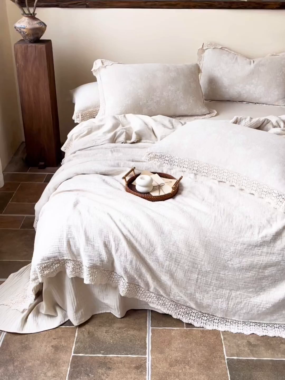 91家纺网 家纺一手货源 找家纺 梵克保罗 2026新款棉麻提花四件套（花边款） 晚风叙