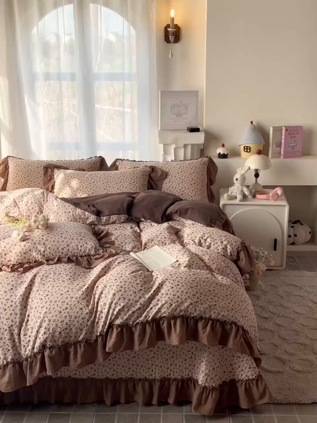 91家纺网 家纺一手货源 找家纺 梵克保罗 2026新款云感双层纱床盖四件套 旧橡果花事