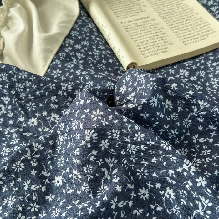 91家纺网 家纺一手货源 找家纺 梵克保罗 2026新款云感双层纱床盖四件套 深蓝碎雪