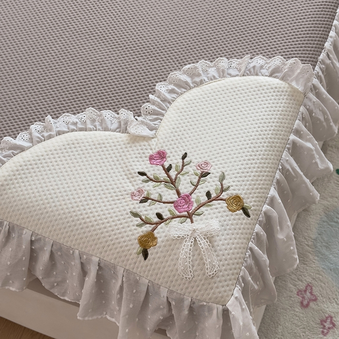 91家纺网 家纺一手货源 找家纺 （总）好儿喜家纺 2026新款凉席床笠冰丝席凉感豆豆席花边PE乙纶软凉席床笠凉席-春意浓