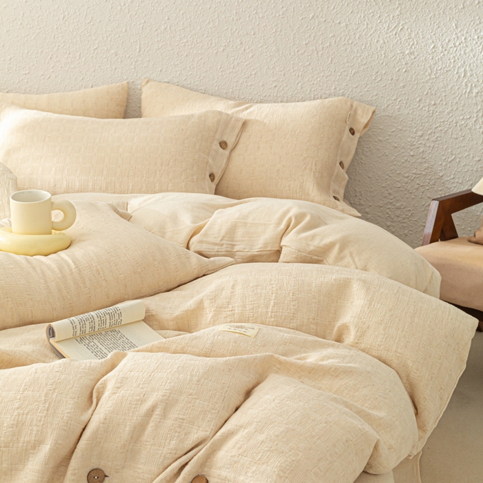 91家纺网 家纺一手货源 找家纺 梵克保罗 2026新款A类亲肤舒适棉麻纽扣款四件套 日光米柔