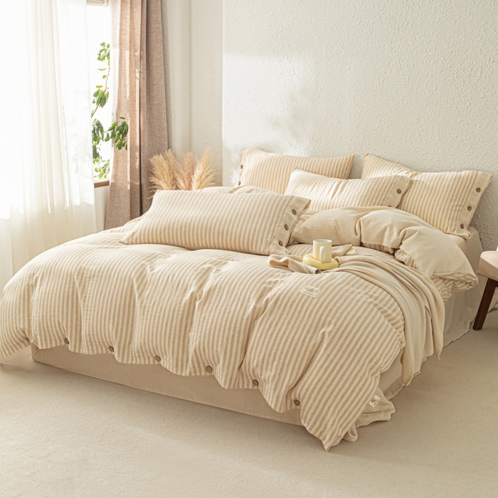 91家纺网 家纺一手货源 找家纺 梵克保罗 2026新款A类亲肤舒适棉麻纽扣款四件套 麦浪浅条