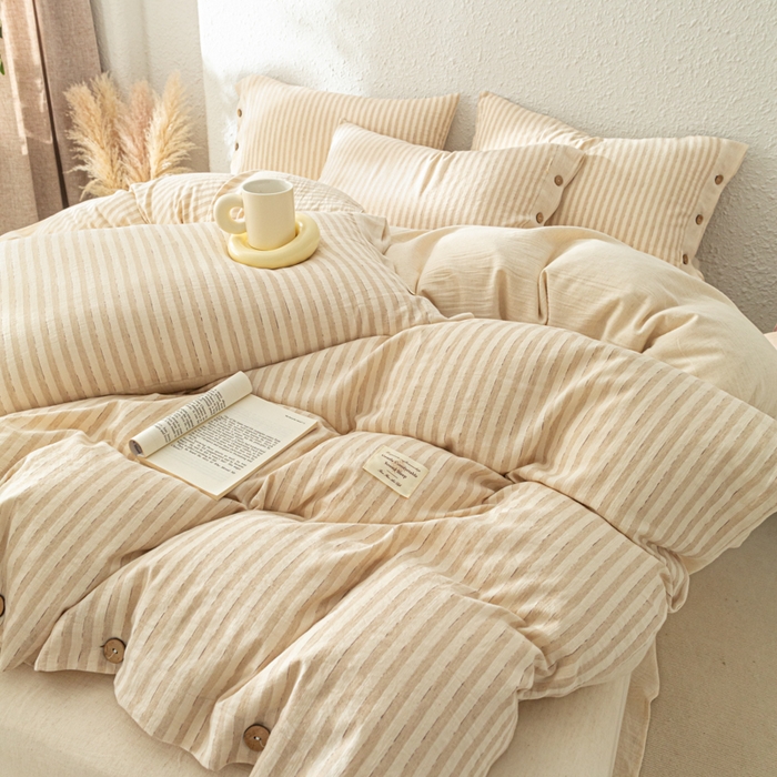 91家纺网 家纺一手货源 找家纺 梵克保罗 2026新款A类亲肤舒适棉麻纽扣款四件套 麦浪浅条