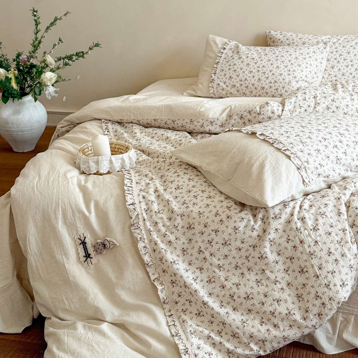 91家纺网 家纺一手货源 找家纺 艾唯希家纺 2026新款A类棉麻小碎花工艺四件套亚麻（控价品）-可可兔系列 可可兔-豆沙花