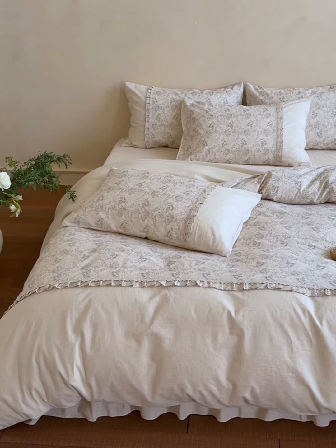 91家纺网 家纺一手货源 找家纺 （总）艾唯希家纺 2026新款A类棉麻小碎花工艺四件套亚麻床盖床笠床单（控价）-可可兔系列