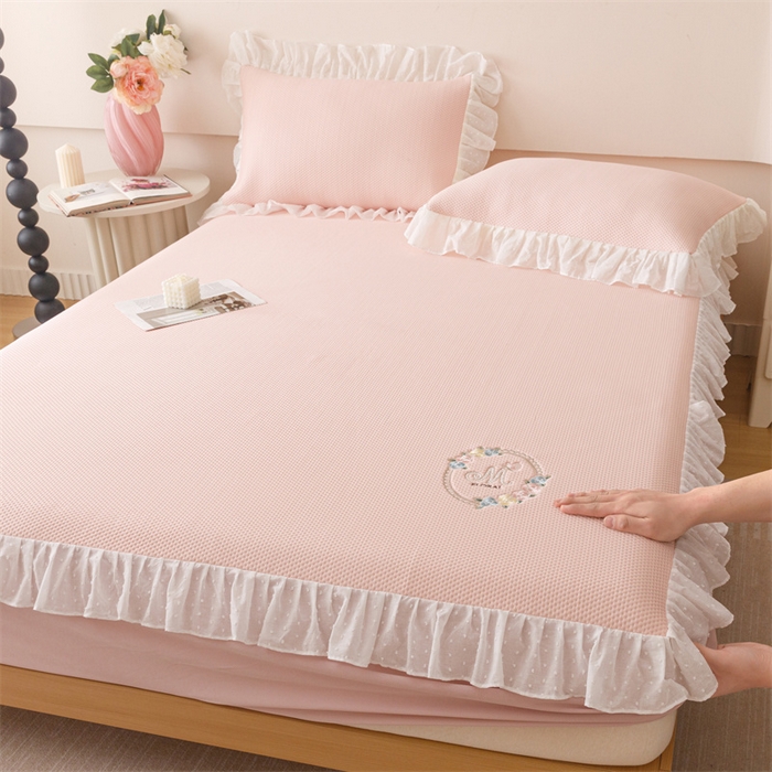 91家纺网 家纺一手货源 找家纺 （总）好儿喜家纺 2026新款凉席床笠冰丝席凉感豆豆席花边PE乙纶软凉席床笠凉席-花蜜