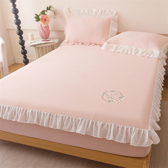 91家纺网 家纺一手货源 找家纺 （总）好儿喜家纺 2026新款凉席床笠冰丝席凉感豆豆席花边PE乙纶软凉席床笠凉席-花蜜