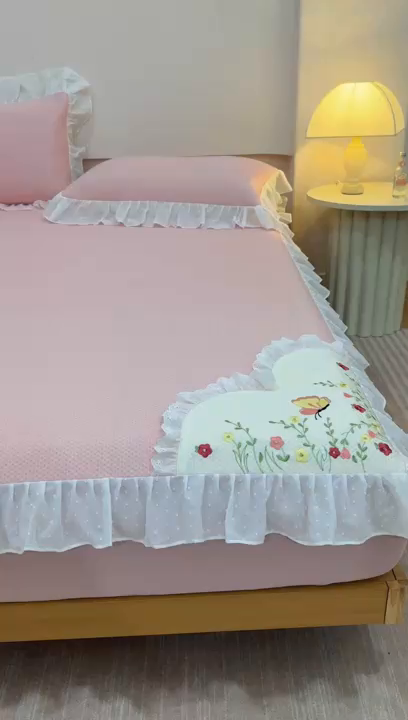 91家纺网 家纺一手货源 找家纺 （总）好儿喜家纺 2026新款凉席床笠冰丝席凉感豆豆席花边PE乙纶软凉席床笠凉席-繁花