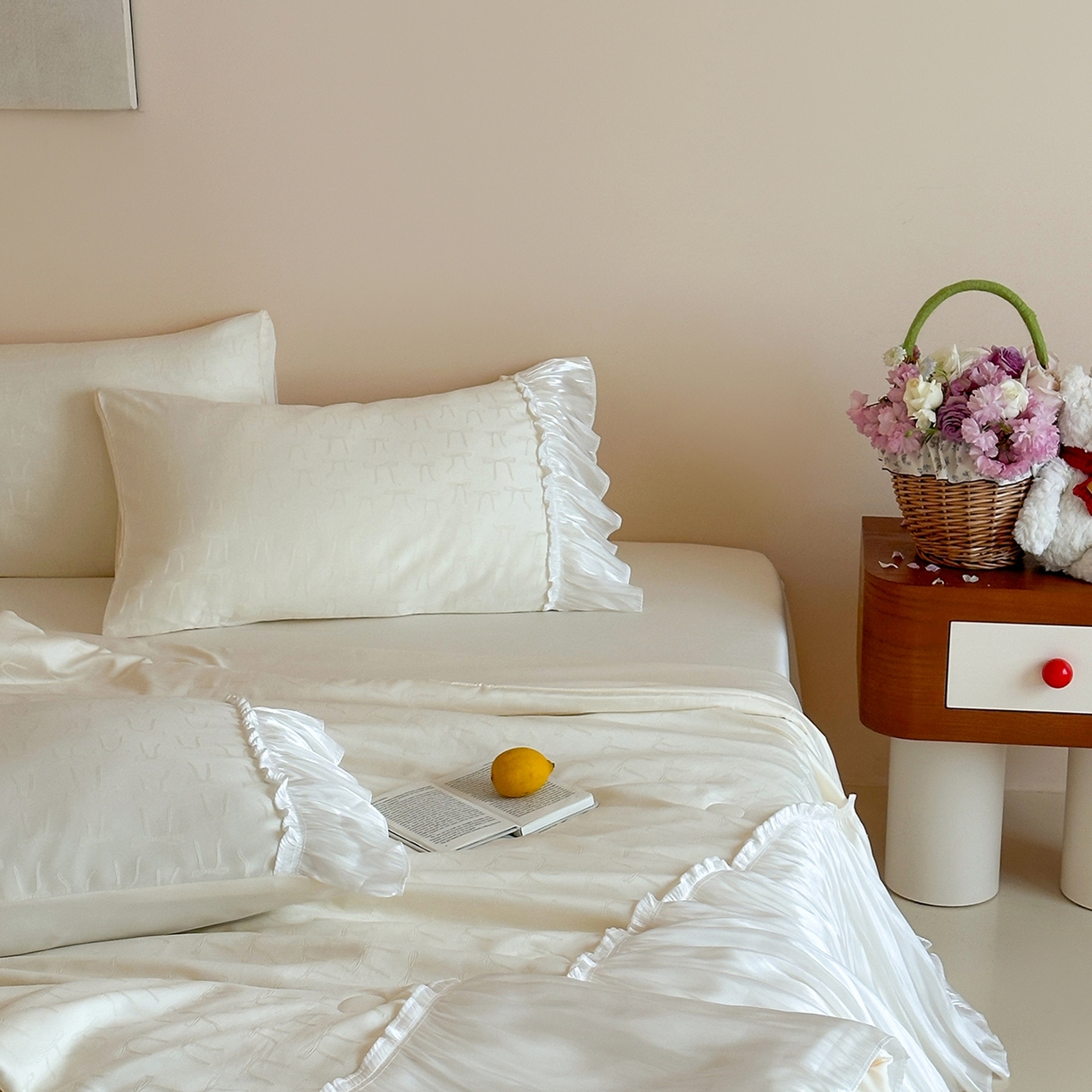 91家纺网 家纺一手货源 找家纺 山茶家居-原创设计（原山茶家纺） 2026新款水洗天丝提花夏被夏凉被空调被-月光纱 月光纱-白