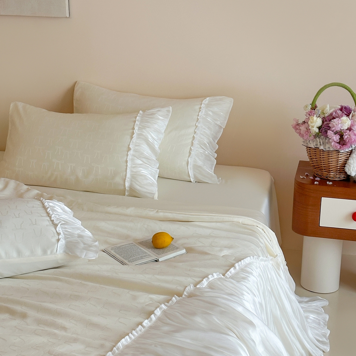 91家纺网 家纺一手货源 找家纺 山茶家居-原创设计（原山茶家纺） 2026新款水洗天丝提花夏被夏凉被空调被-月光纱 月光纱-白