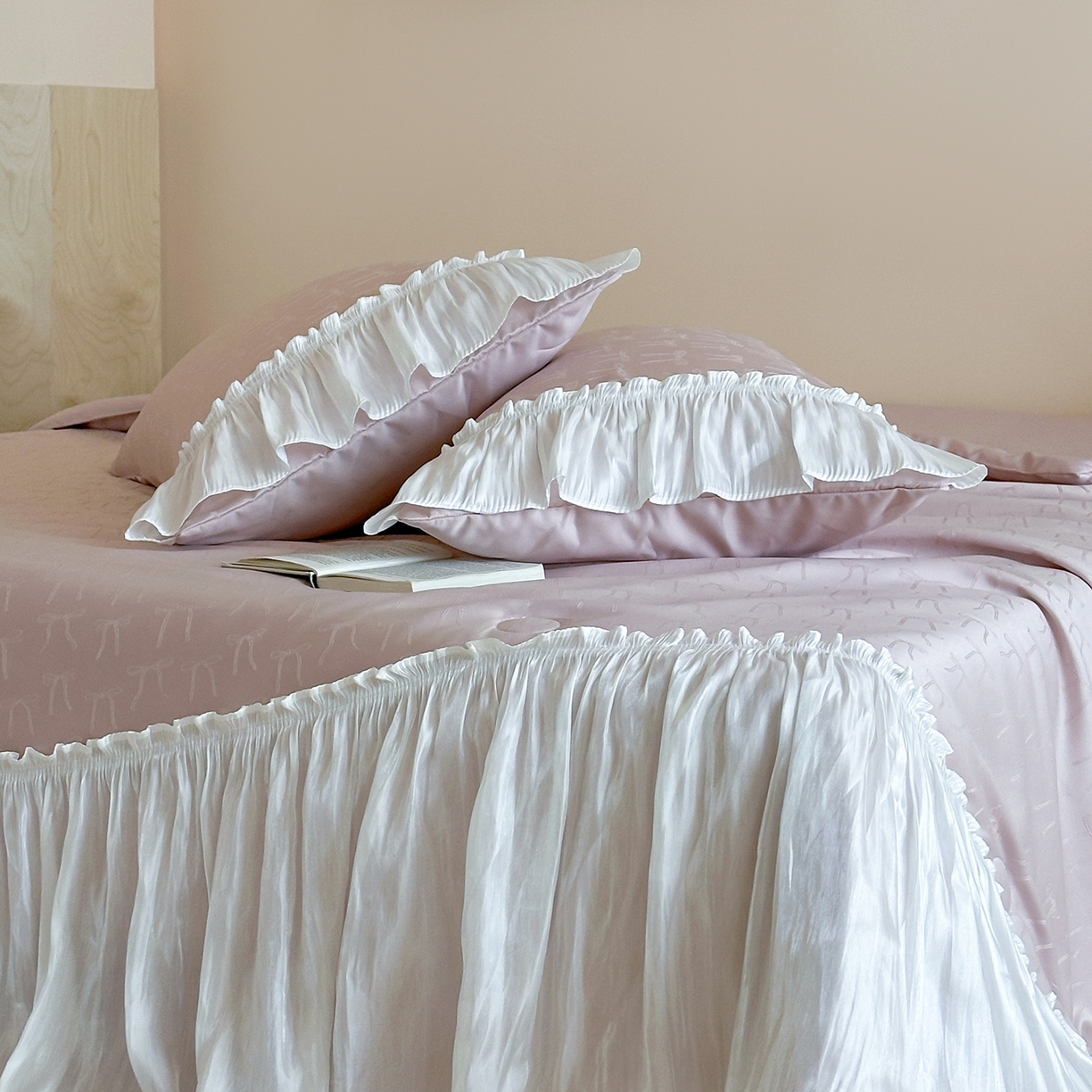 91家纺网 家纺一手货源 找家纺 山茶家居-原创设计（原山茶家纺） 2026新款水洗天丝提花夏被夏凉被空调被-月光纱 月光纱-豆紫