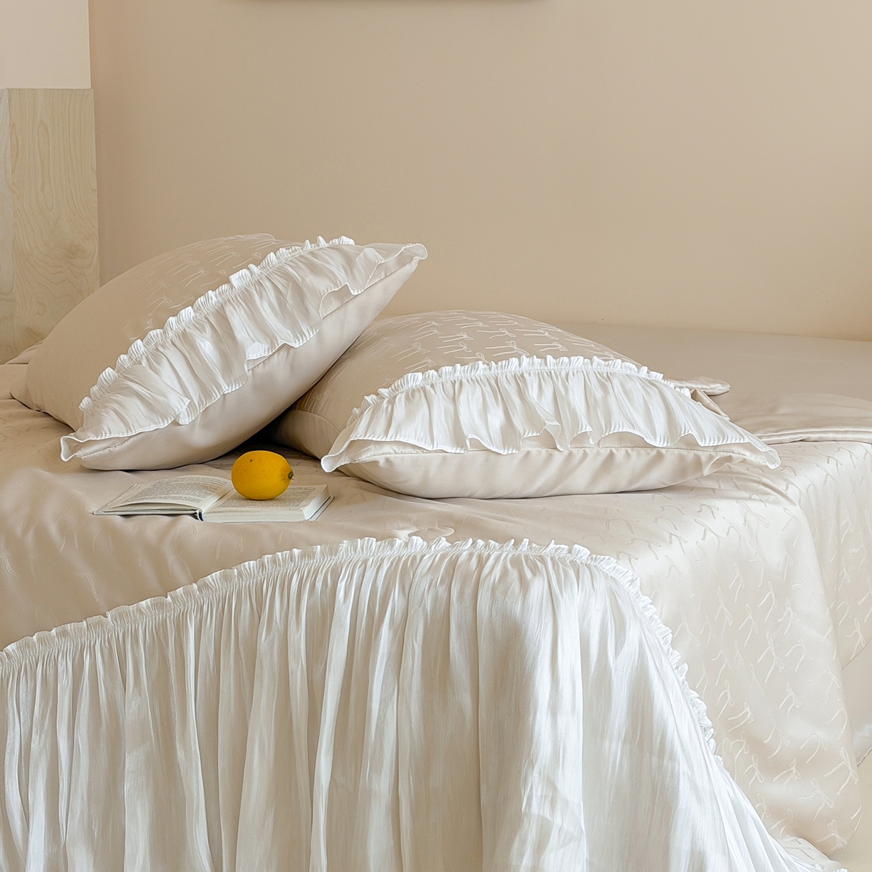 91家纺网 家纺一手货源 找家纺 山茶家居-原创设计（原山茶家纺） 2026新款水洗天丝提花夏被夏凉被空调被-月光纱 月光纱-咖