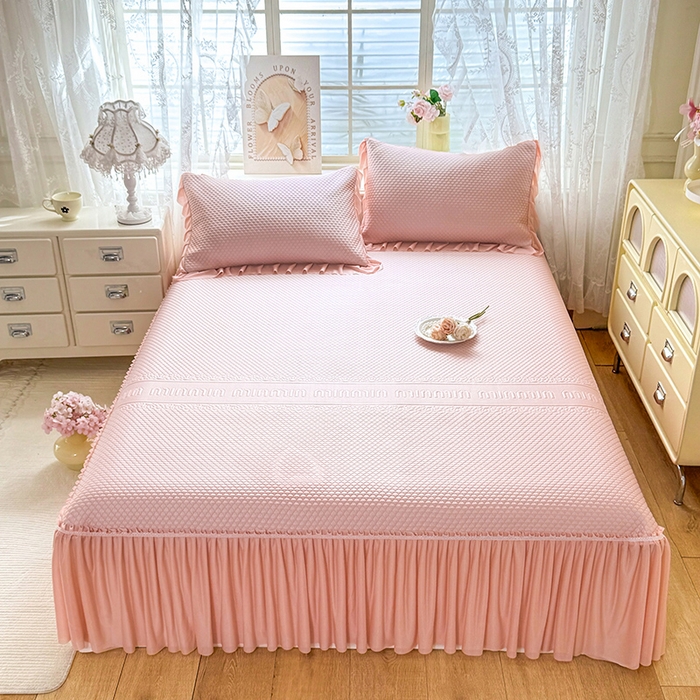 91家纺网 家纺一手货源 找家纺 苏米娜家纺SUMINA 2026新款高克重泡泡席乙纶中分子冰豆豆蕾丝床裙夏季冰丝软席四件套-minmin minmin-粉黛