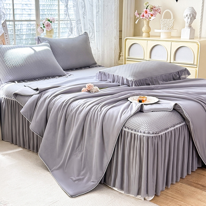 91家纺网 家纺一手货源 找家纺 苏米娜家纺SUMINA 2026新款高克重泡泡席乙纶中分子冰豆豆蕾丝床裙夏季冰丝软席四件套-minmin minmin-云灰