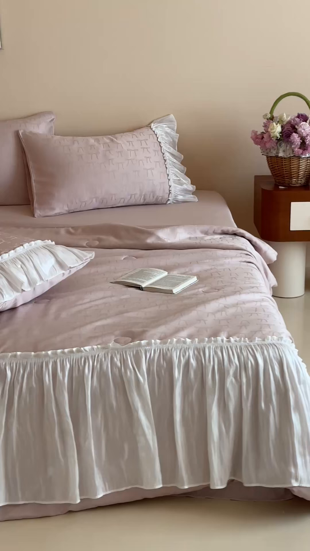 91家纺网 家纺一手货源 找家纺 山茶家居-原创设计（原山茶家纺） 2026新款水洗天丝提花夏被夏凉被空调被-月光纱 月光纱-豆紫