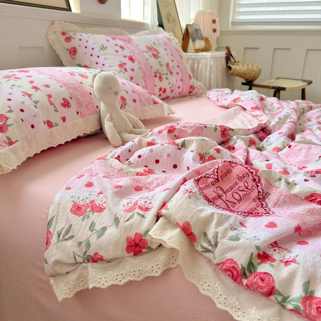 91家纺网 家纺一手货源 找家纺 花伞家居 2026新款全棉花边皱皱双层纱夏被夏凉被空调被四件套 夏被-热恋城堡