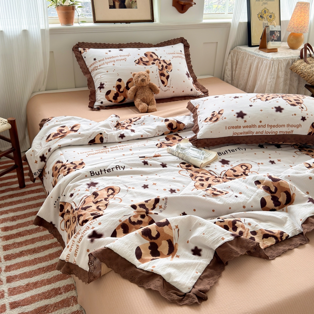 91家纺网 家纺一手货源 找家纺 花伞家居 2026新款全棉花边皱皱双层纱夏被夏凉被空调被四件套 夏被-豹纹蝴蝶