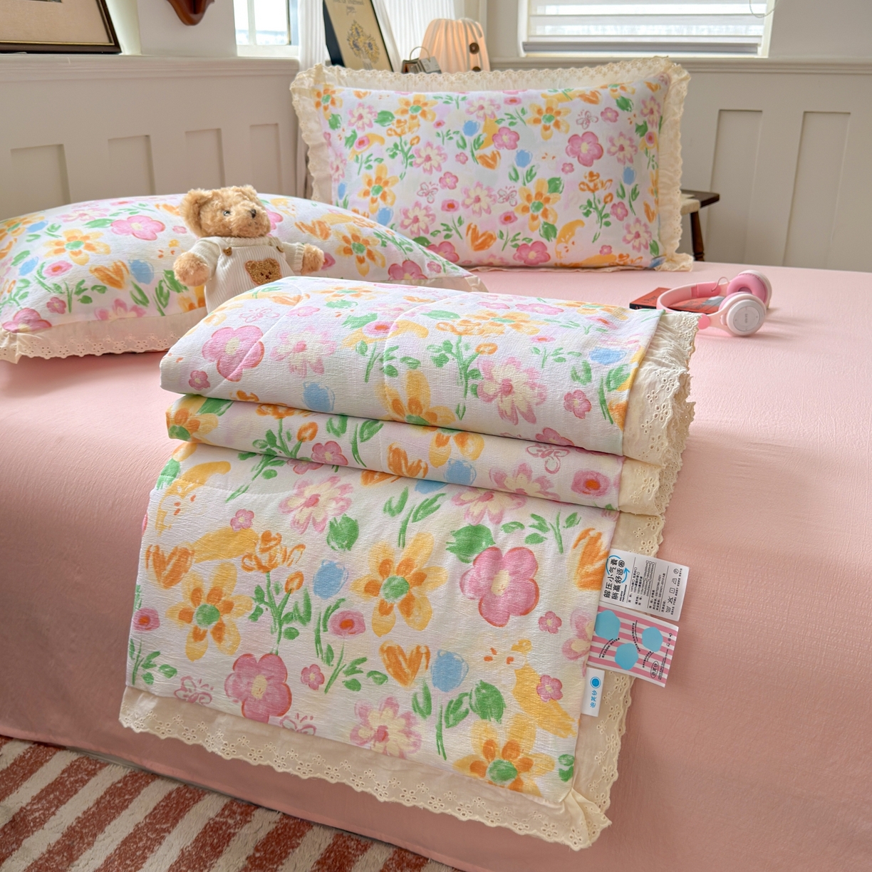 91家纺网 家纺一手货源 找家纺 花伞家居 2026新款全棉花边皱皱双层纱夏被夏凉被空调被四件套 夏被-风传花信