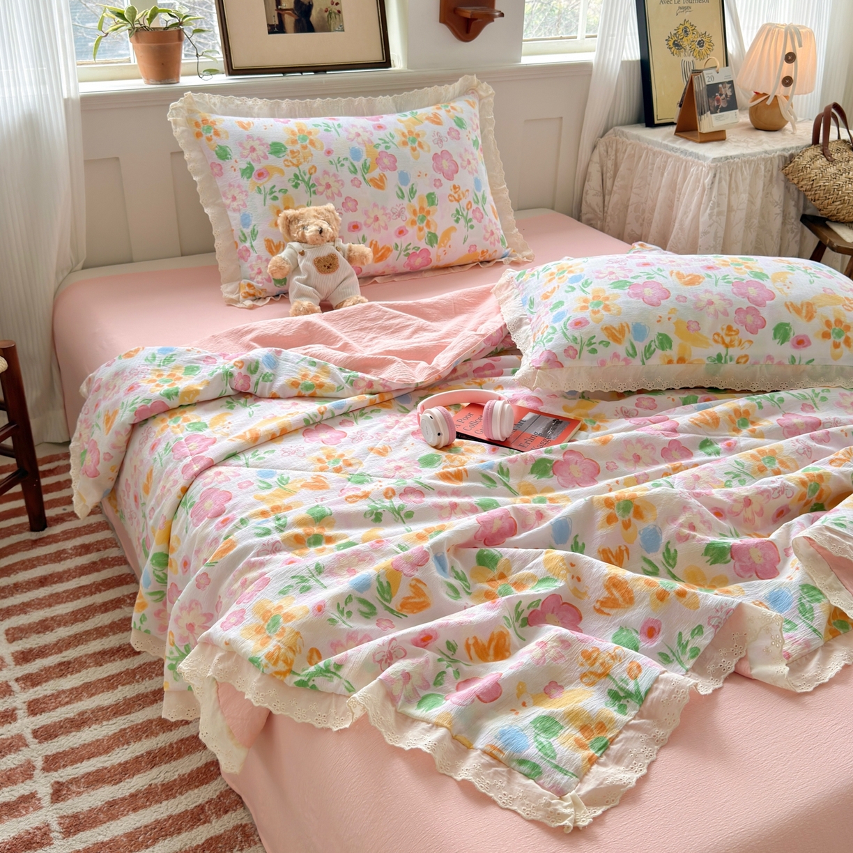 91家纺网 家纺一手货源 找家纺 花伞家居 2026新款全棉花边皱皱双层纱夏被夏凉被空调被四件套 夏被-风传花信