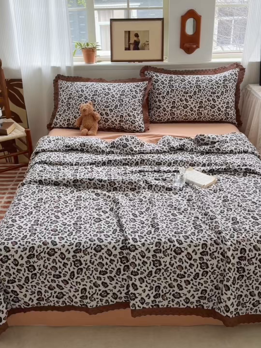 91家纺网 家纺一手货源 找家纺 花伞家居 2026新款全棉花边皱皱双层纱夏被夏凉被空调被四件套 夏被-卡其豹纹