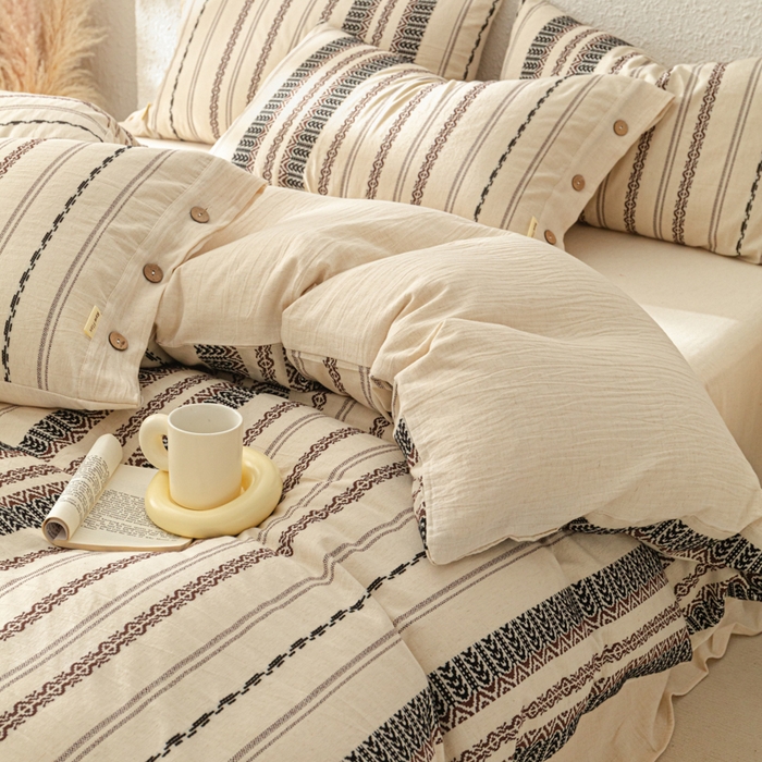 91家纺网 家纺一手货源 找家纺 梵克保罗 2026新款A类亲肤棉麻提花四件套 旷野棕条