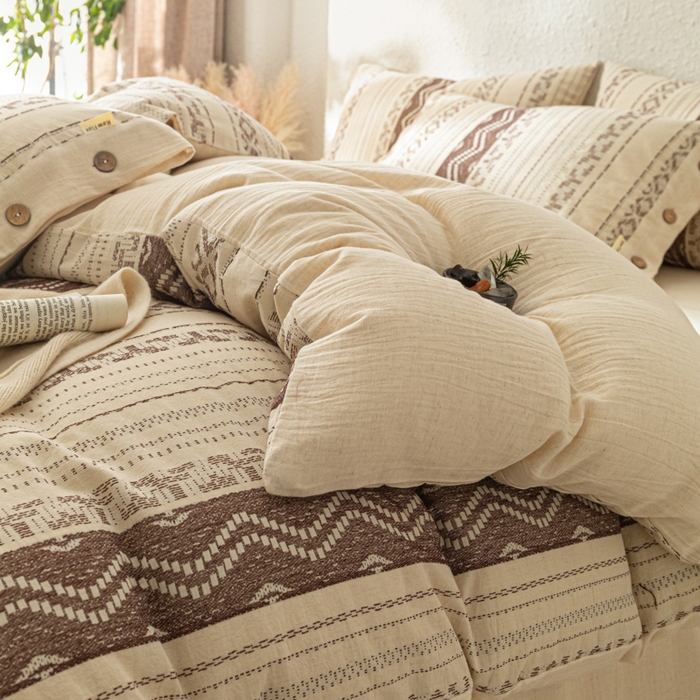 91家纺网 家纺一手货源 找家纺 梵克保罗 2026新款A类亲肤棉麻提花四件套 棕屿织纹