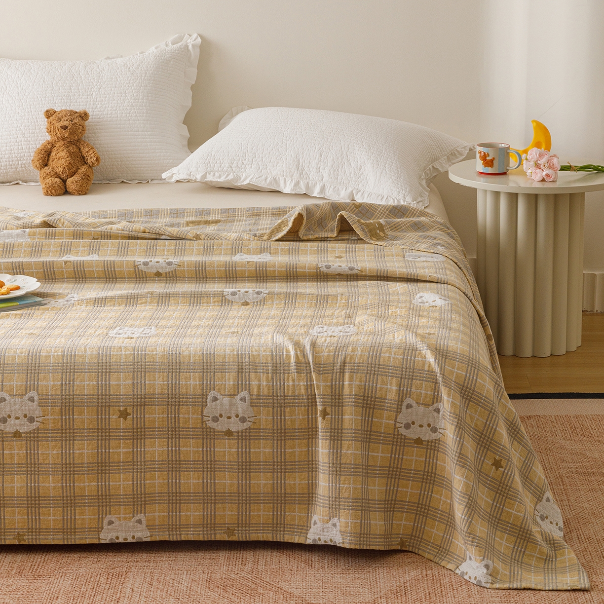 91家纺网 家纺一手货源 找家纺 悦然毛巾被 2026新款全棉纯棉三层纱布夏被毛巾被盖毯休闲色织提花卡通 暧运瑞猫