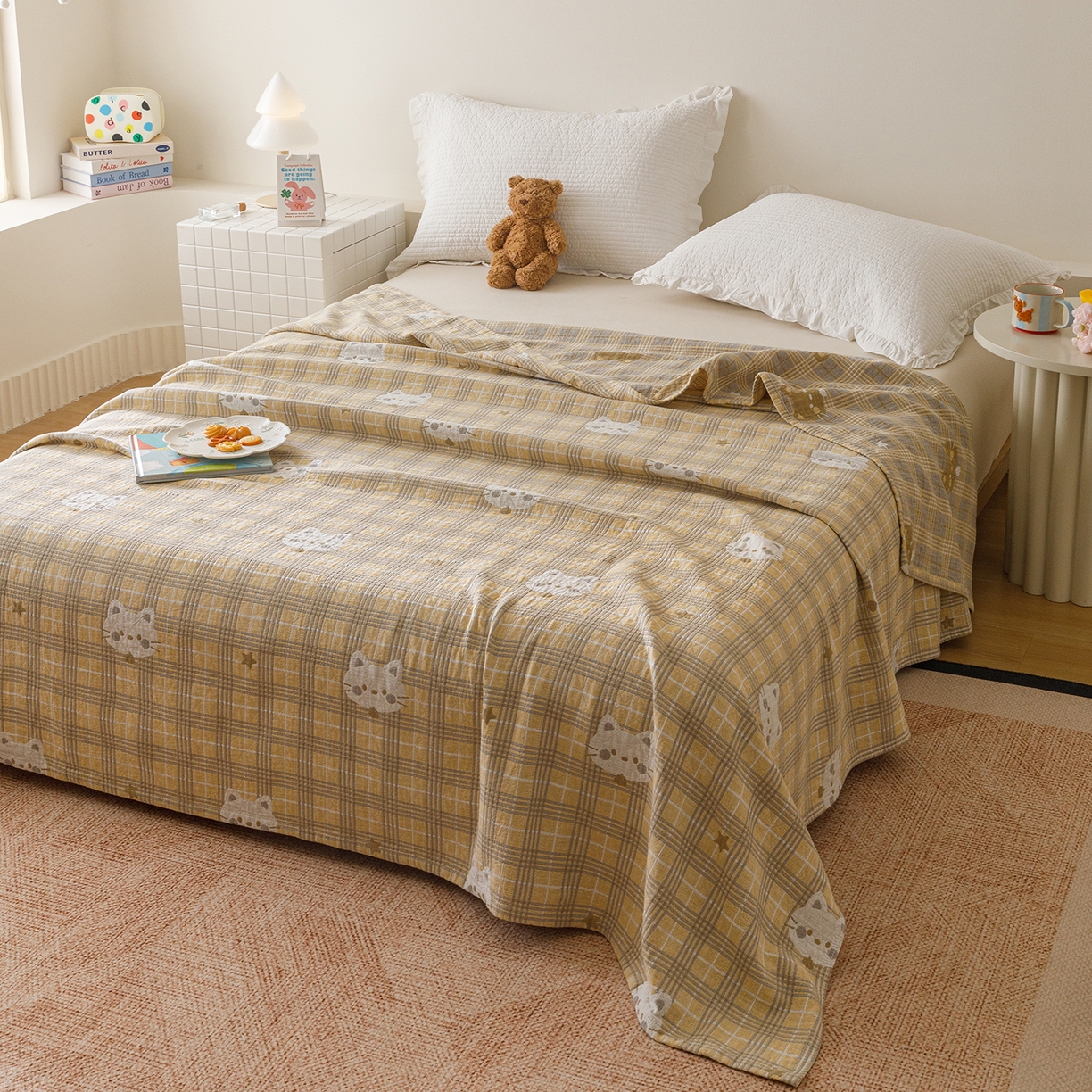 91家纺网 家纺一手货源 找家纺 悦然毛巾被 2026新款全棉纯棉三层纱布夏被毛巾被盖毯休闲色织提花卡通 暧运瑞猫