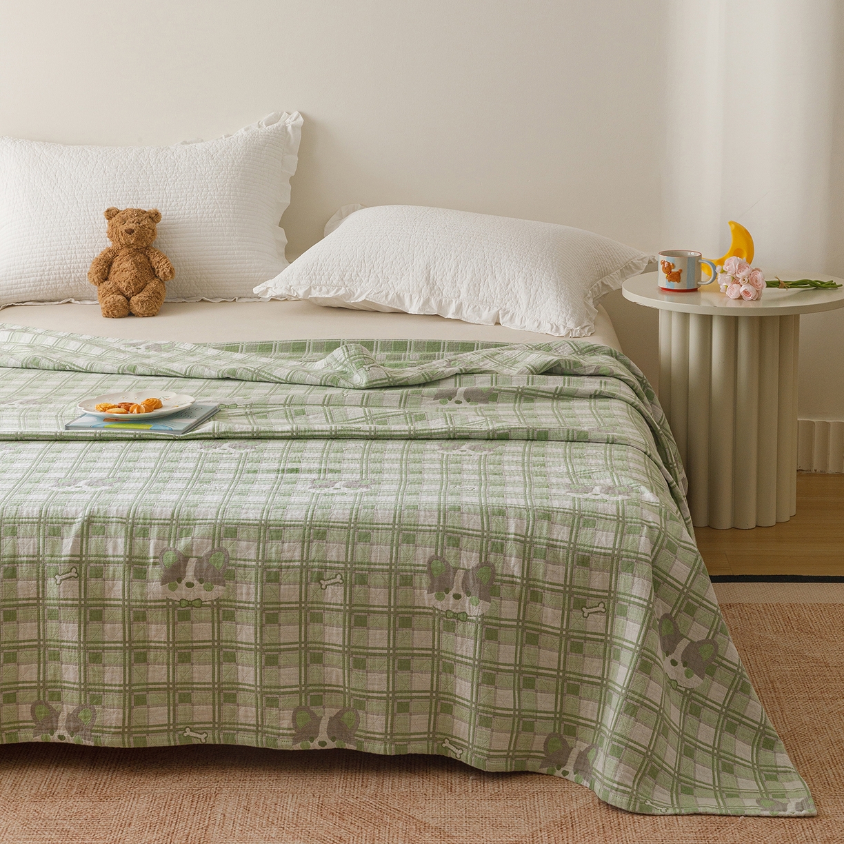 91家纺网 家纺一手货源 找家纺 悦然毛巾被 2026新款全棉纯棉三层纱布夏被毛巾被盖毯休闲色织提花卡通 绿动全城