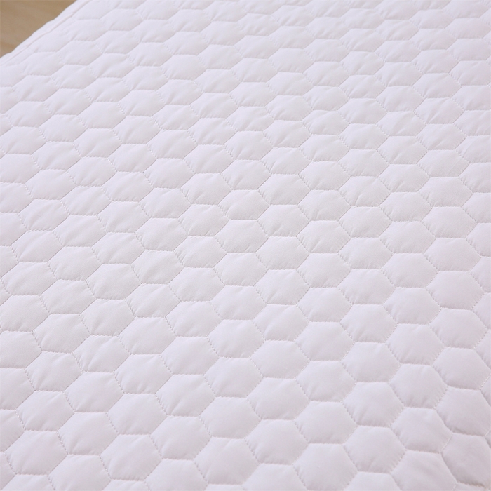 91家纺网 家纺一手货源 找家纺 （总）乐逸家纺 2026新款四季亲肤夹棉绗缝款床罩 源头工厂床罩专供 专用床罩可定制