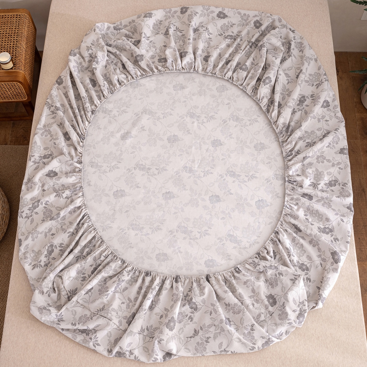 91家纺网 家纺一手货源 找家纺 棉乐町家居 2026春夏新款亚麻老粗布床笠 床笠单件 雾蔷