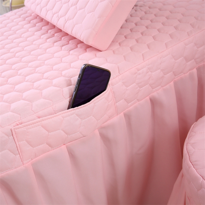 91家纺网 家纺一手货源 找家纺 乐逸家纺 2026新款四季亲肤夹棉绗缝款床罩 源头工厂床罩专供 专用床罩可定制 亲肤夹棉床罩浅玉