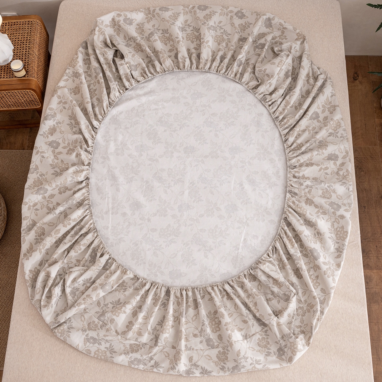 91家纺网 家纺一手货源 找家纺 棉乐町家居 2026春夏新款亚麻老粗布床笠 床笠单件 杏薇